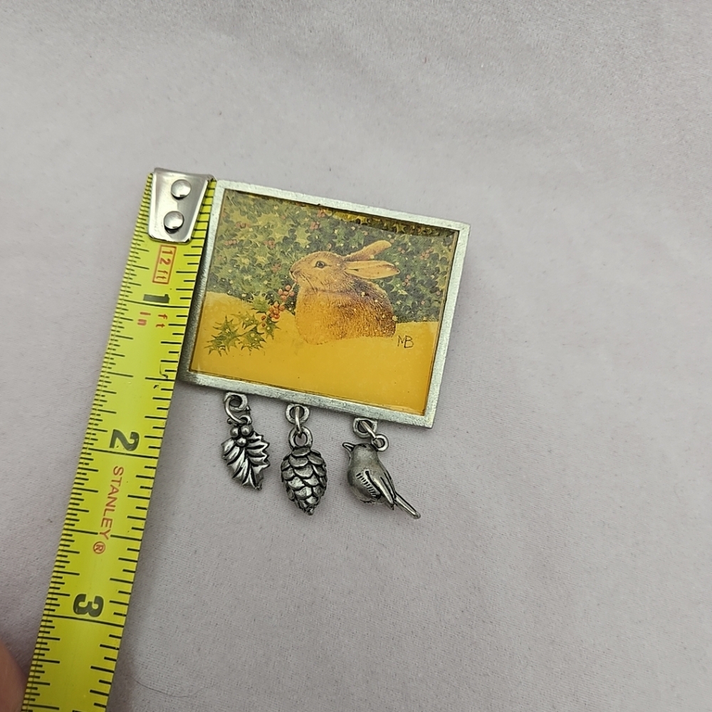 MB Silver and Yellow Rabbit Brooch - Picture 4 of 7